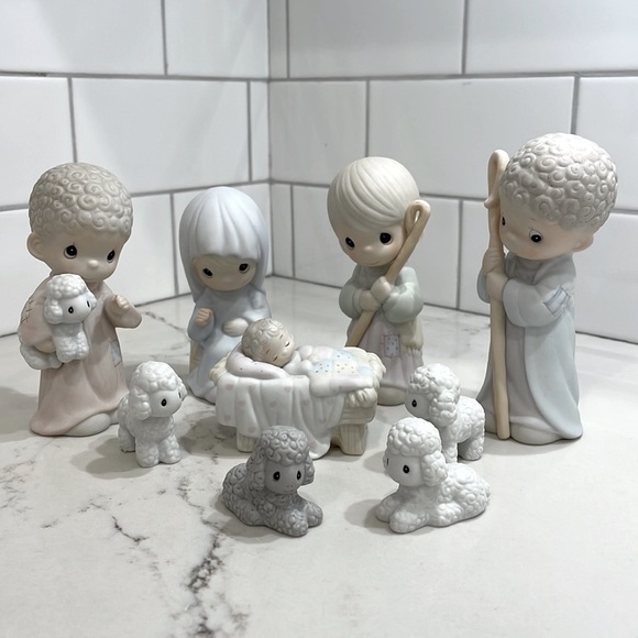 Precious Moments Other - Precious Moments Nativity Scene | 9 pieces | Vintage 1986